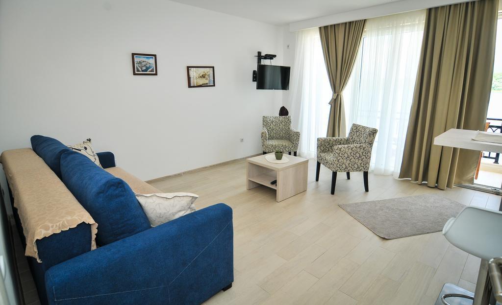 Apartments Zukovac Tivat Extérieur photo