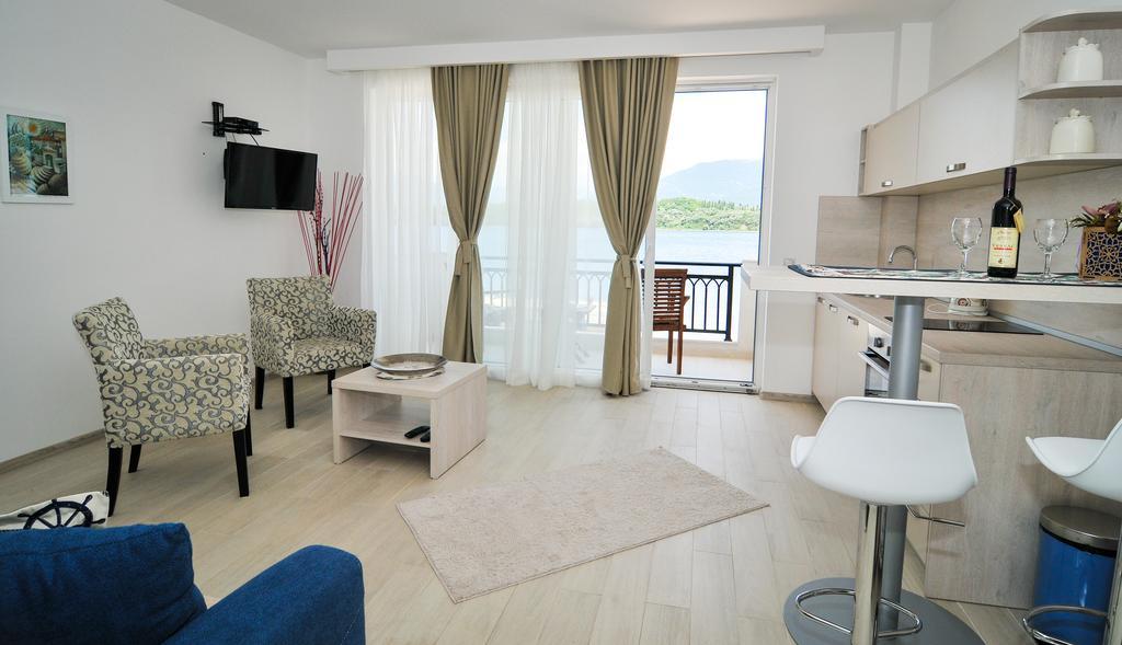 Apartments Zukovac Tivat Extérieur photo